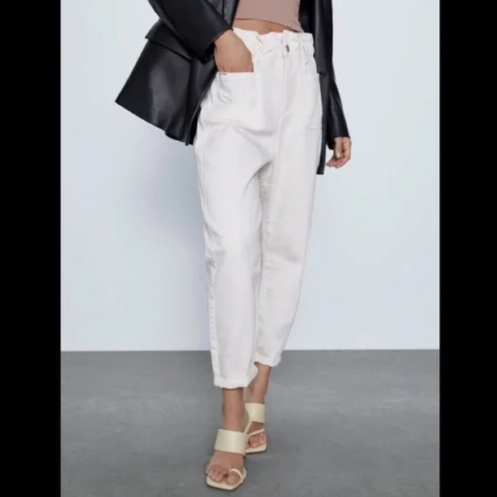 Zara Baggy White Elastic High Waisted Women’s Denim Size 2